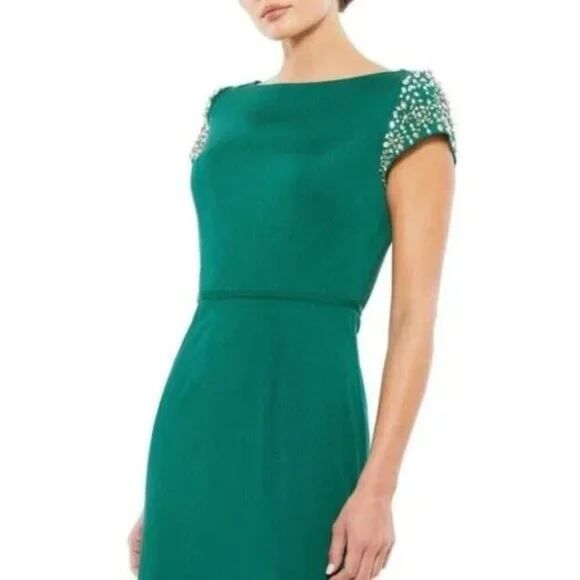 Ieena Mac Duggal Emerald Green Beaded Cap Sleeve Column Gown